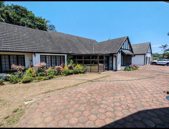 5 BEDROOM HOUSE FOR SALE IN ATHOLL HEIGHTS
